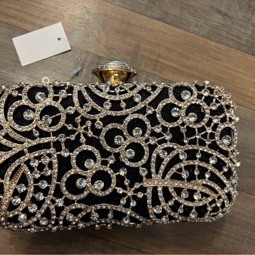 Elegant Black and Gold Sparkle Clutch